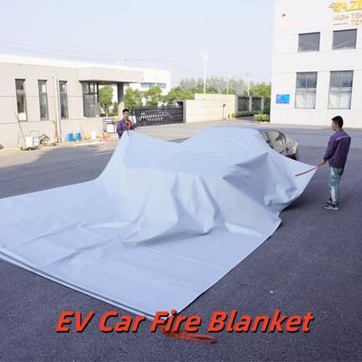 EV Car Fire Blanket Gray 550℃ Thermal Resistance for Sedan SUV
