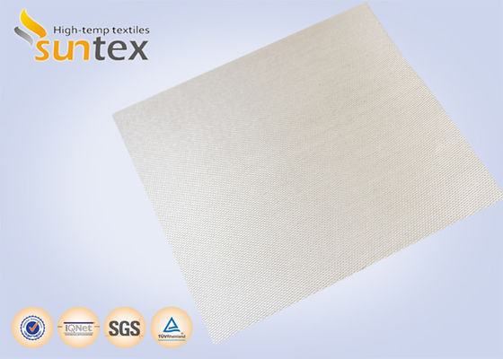 1200℃ High Temperature Resistance Silica Cloth with 18 oz/sqy Unit Weight and Crowfoot Pattern for Fire Retardant Applications